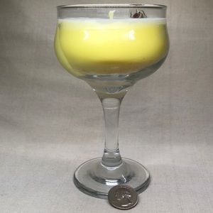 Handmade Rose Scented Champagne Candle